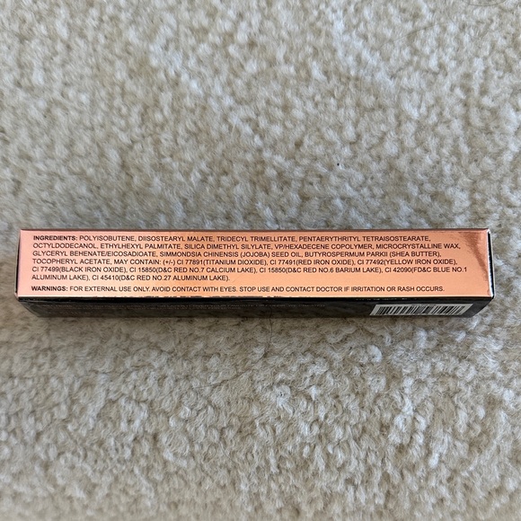 REALHER Lip Gloss - I am Awesome - 1.5 ml New In Box (NIB) - Picture 6 of 9